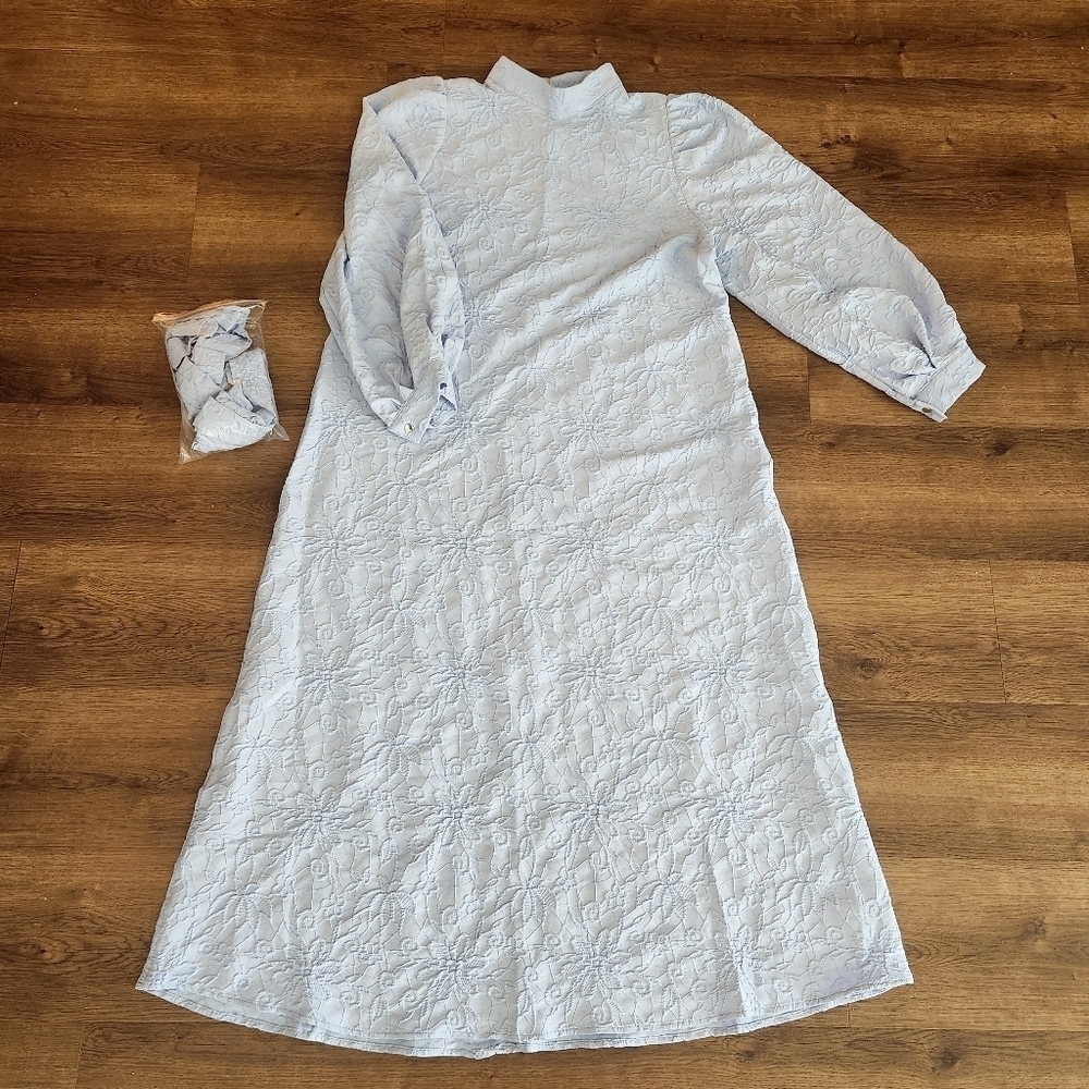 Touche Prive Lace Crochet Dress
